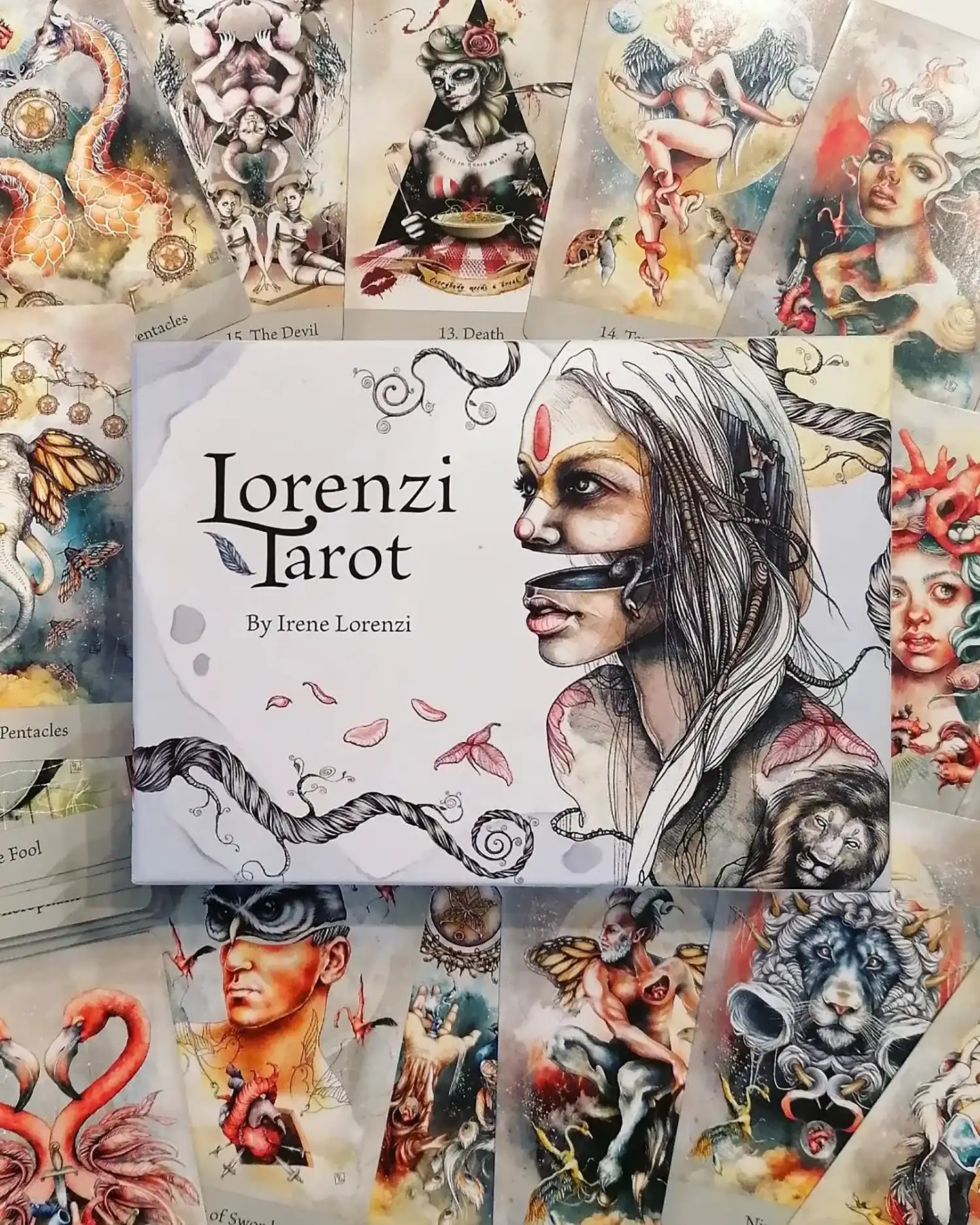 2. Lorenzi Tarot Box – edited by U.S Games Systems Inc